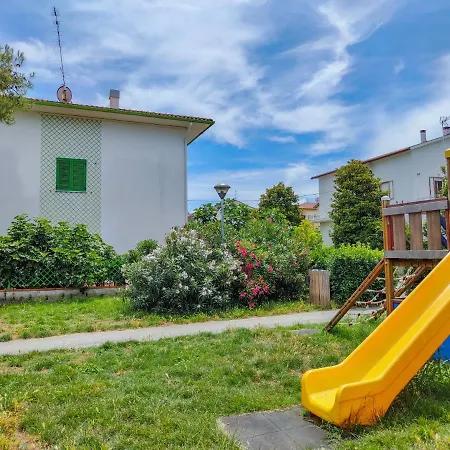 Accogliente Mansarda A Due Passi Dal Mare *